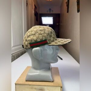 Used Gucci Beige / Brown Original GG Web Monogram Canvas cap Hat Sz M